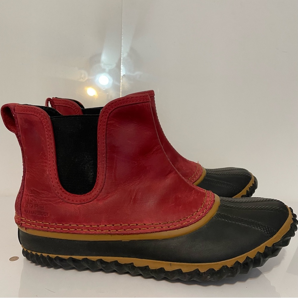 Sorel size 6.5 waterproof boots